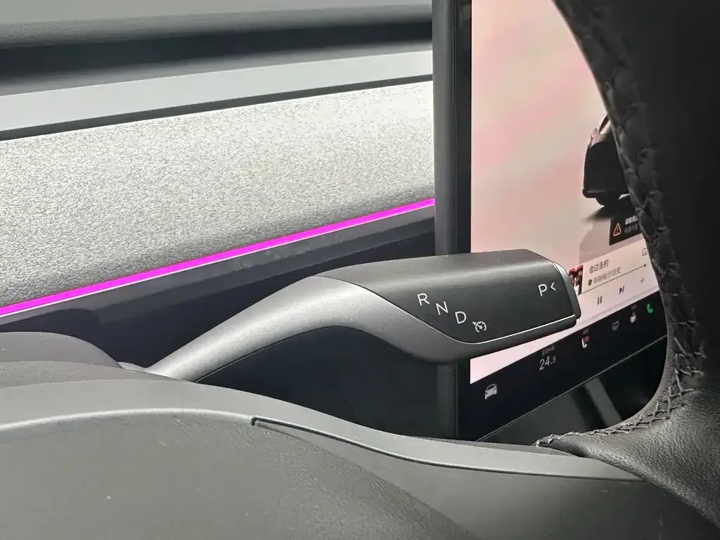 Tesla Model Y 2024 из CN, фото 3