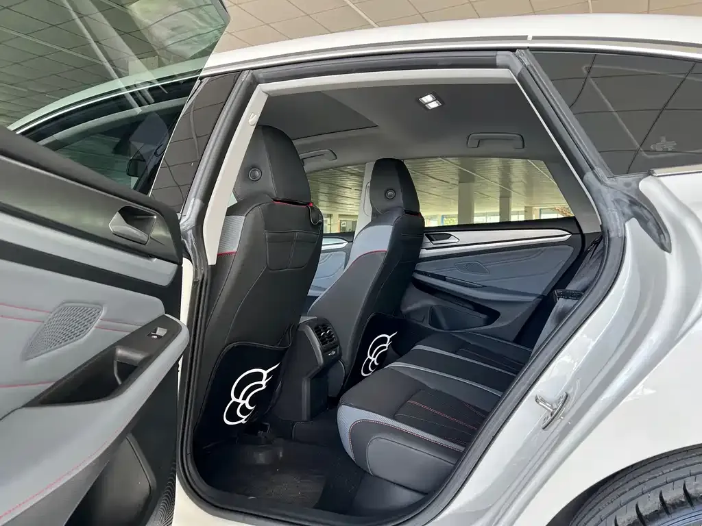 Volkswagen Lamando 2022 из CN, фото 9