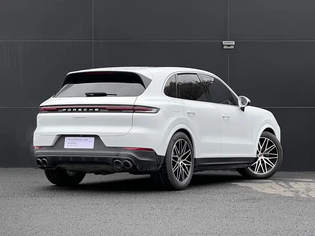 Porsche Cayenne — фото 4
