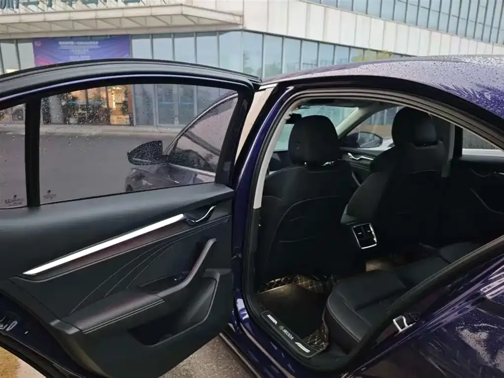 Skoda Octavia 2022 из CN, фото 6