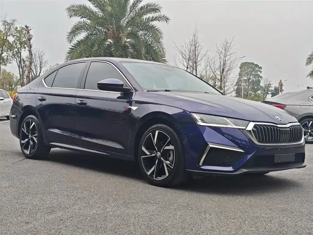 Skoda Octavia 2022 из CN, фото 7