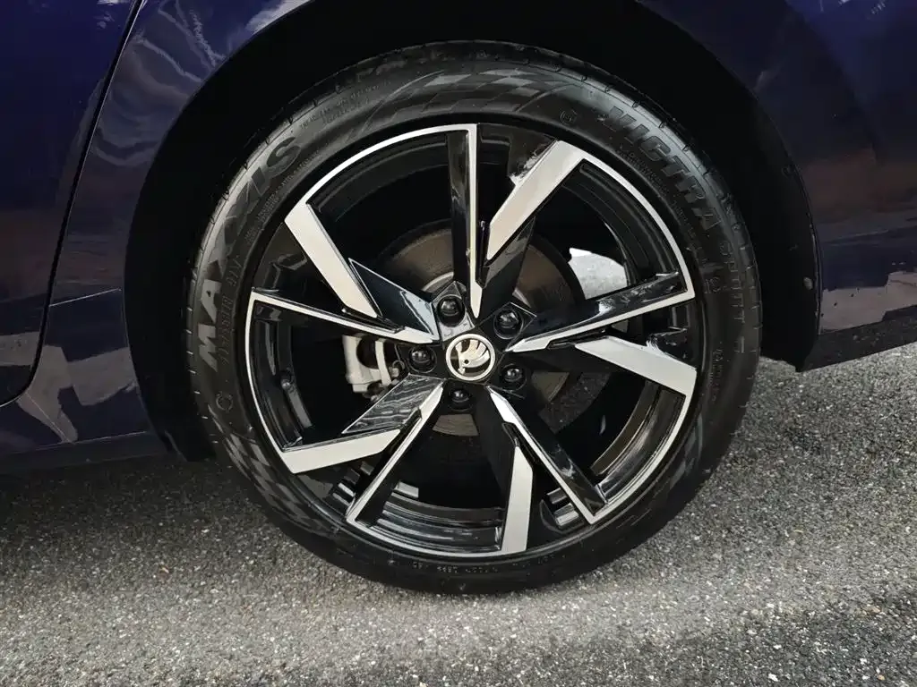 Skoda Octavia 2022 из CN, фото 9