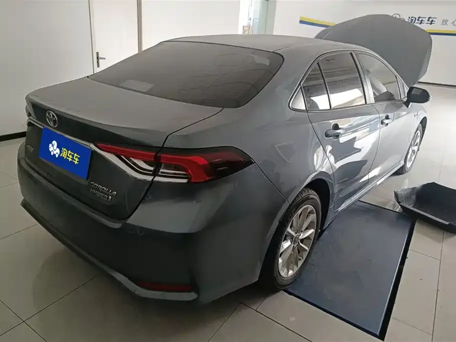 Toyota Corolla 2021 из CN, фото 2
