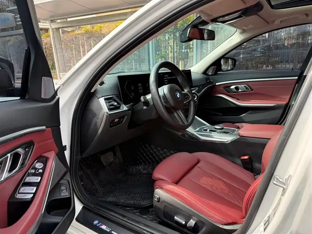 BMW 3 Series 2023 из CN, фото 7
