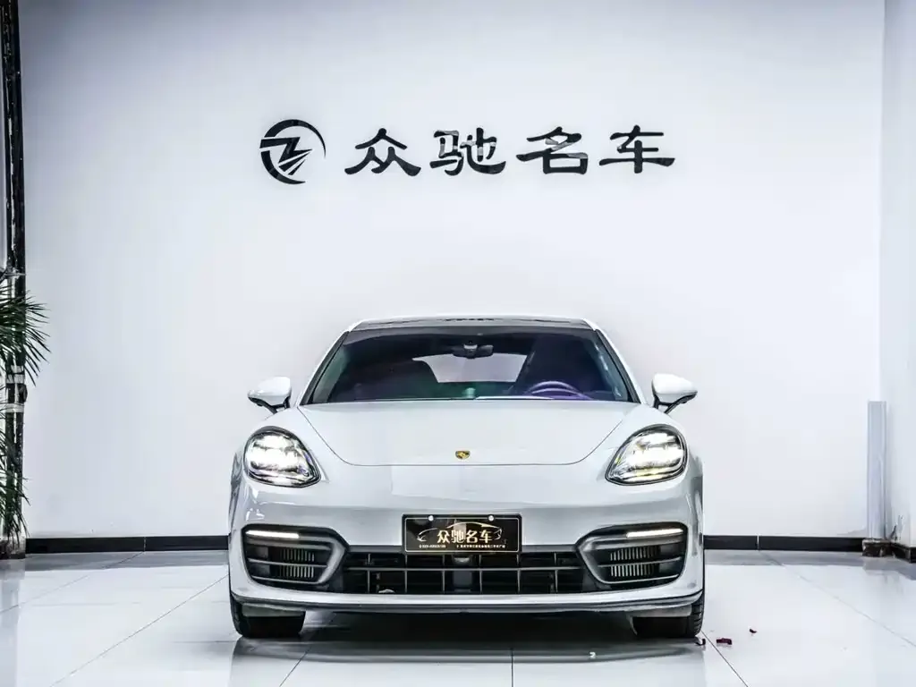 Porsche Panamera — фото 10
