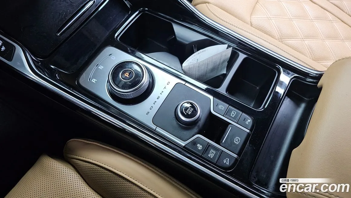 Kia Sorento — фото 9
