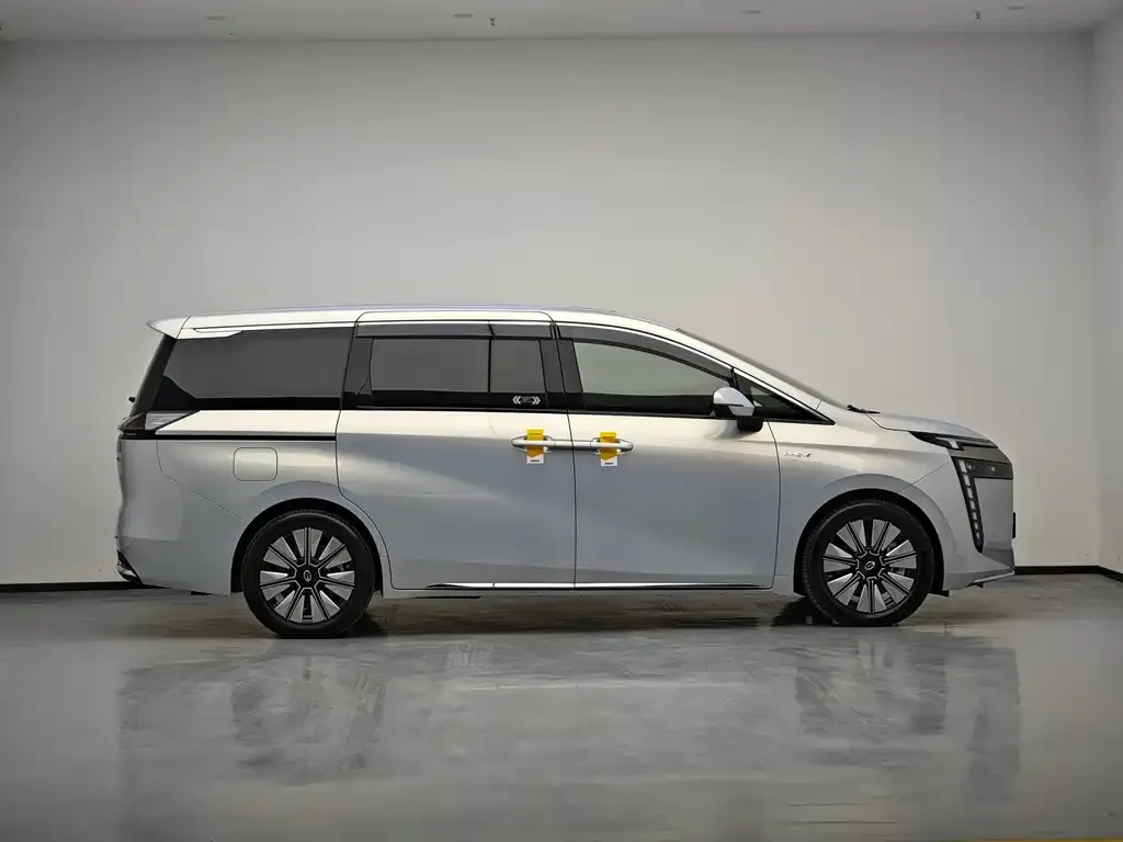 GAC Motor E8 Hybrid 2024 из CN, фото 4
