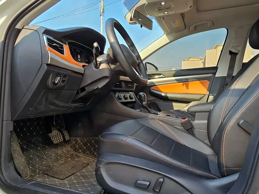 Volkswagen Bora 2022 из CN, фото 6