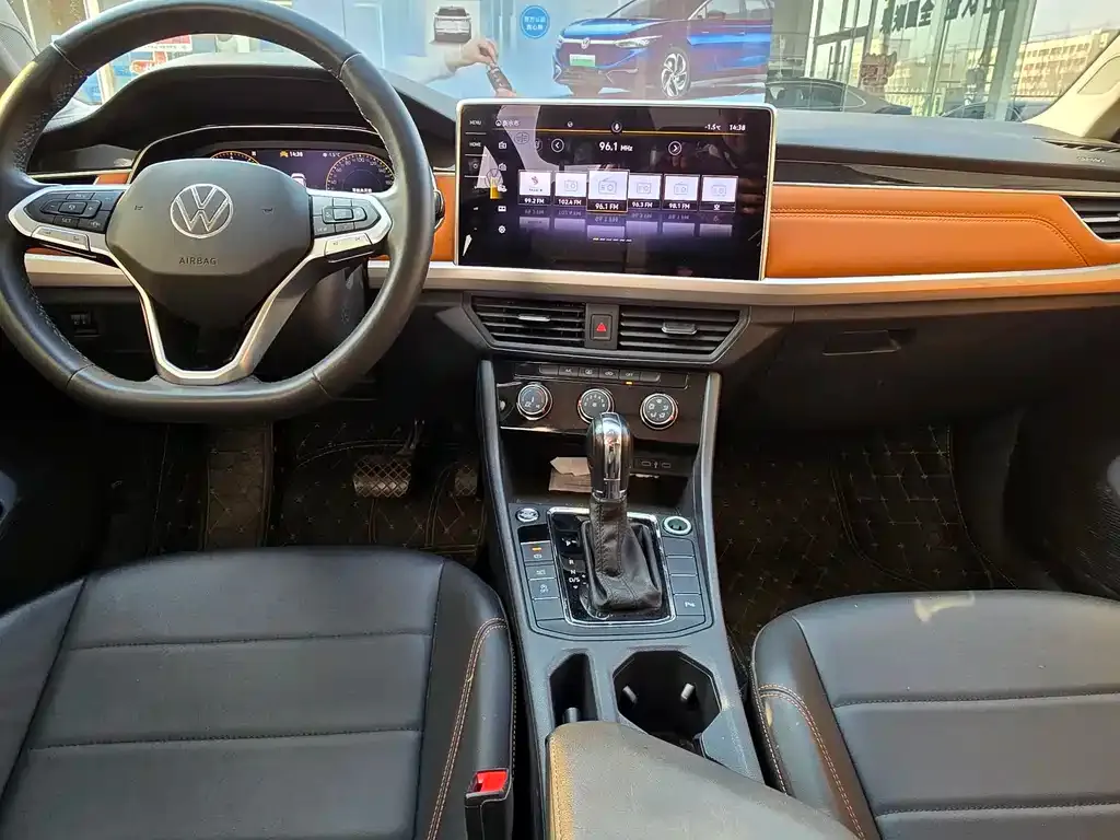 Volkswagen Bora 2022 из CN, фото 7