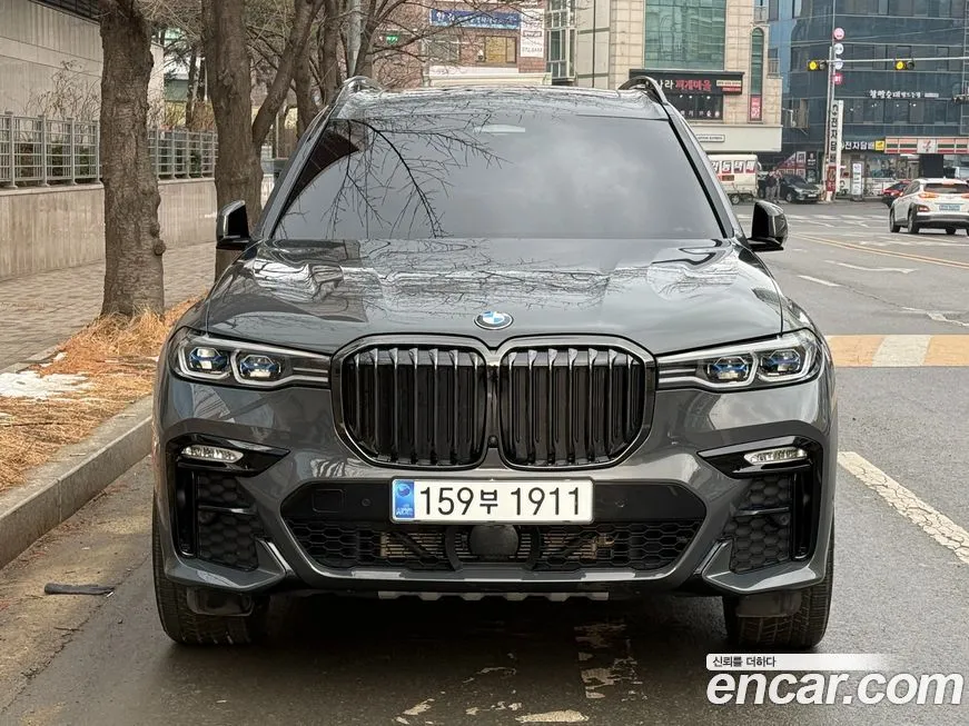BMW X7