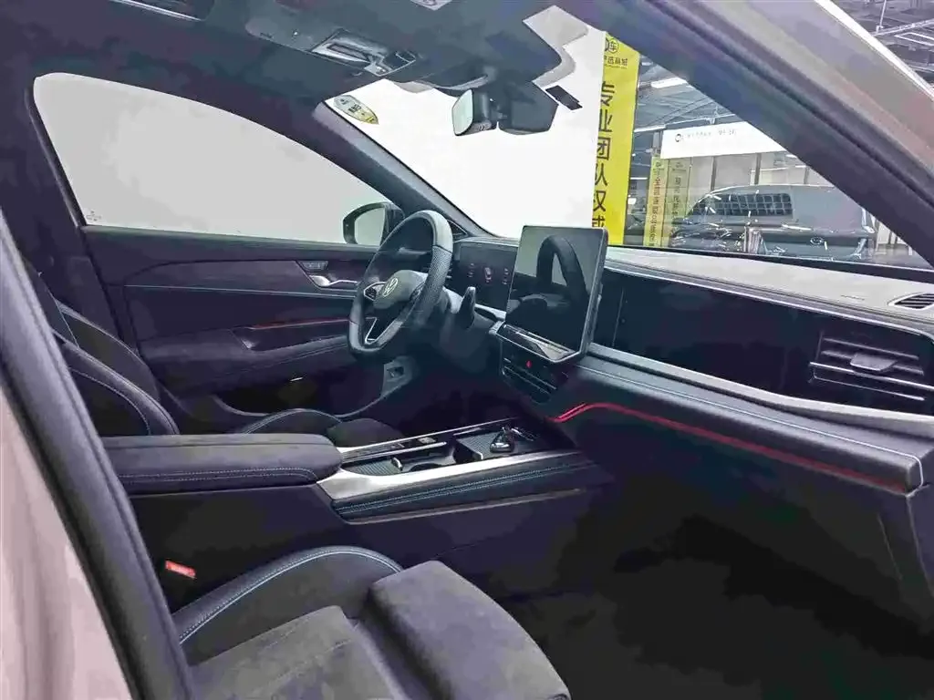 Volkswagen Passat 2024 из CN, фото 9