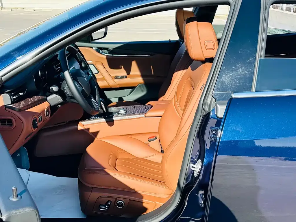 Maserati Quattroporte 2023 из CN, фото 8