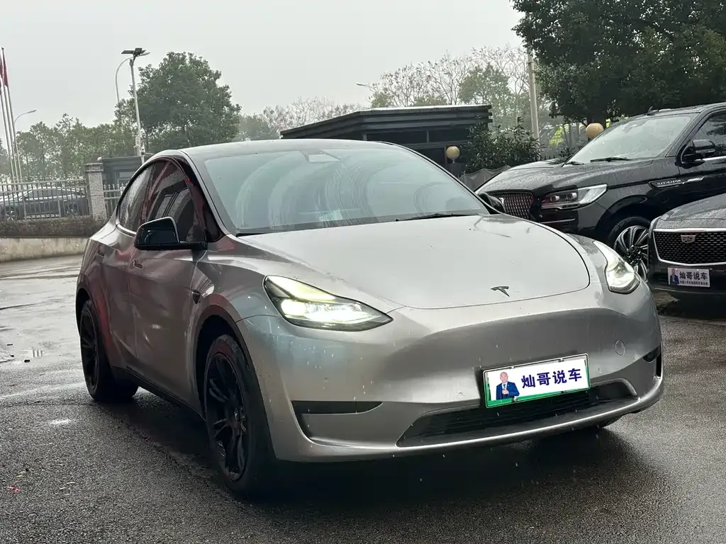 Tesla Model Y 2022 из CN, фото 9