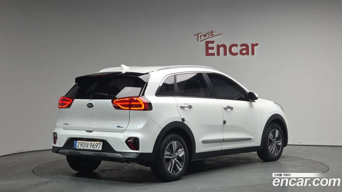 Kia Niro — фото 2