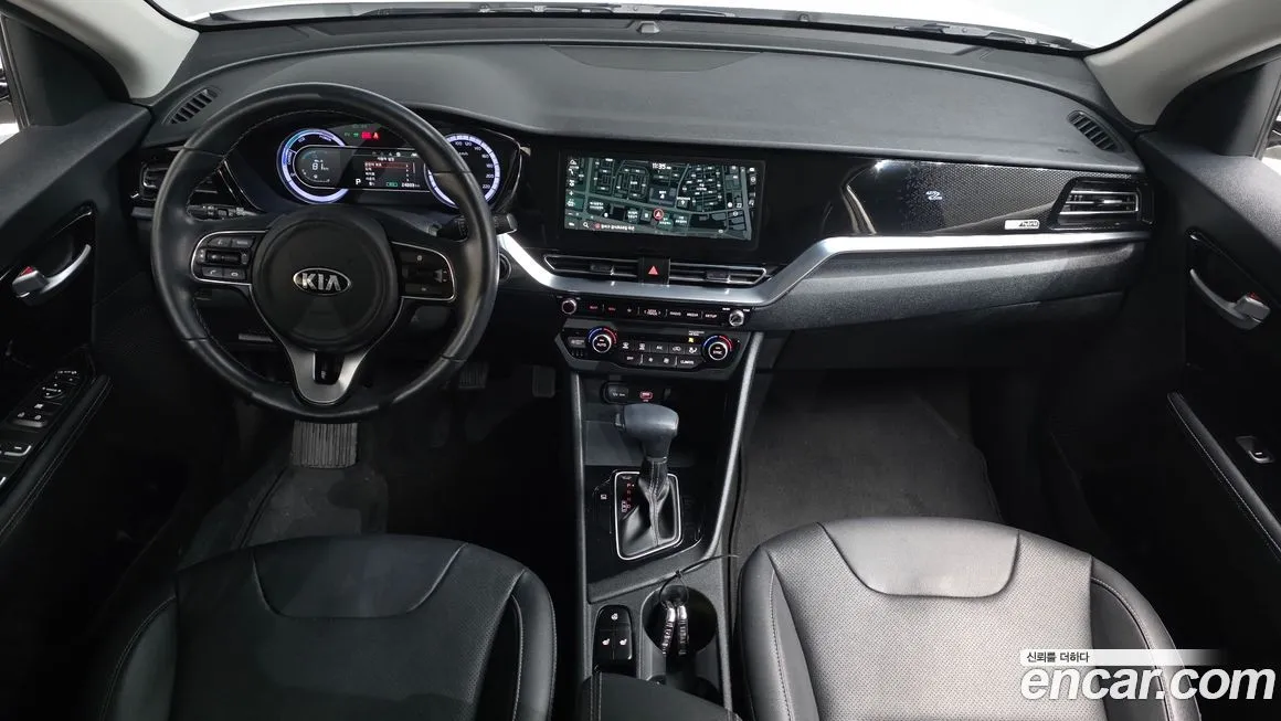 Kia Niro — фото 3