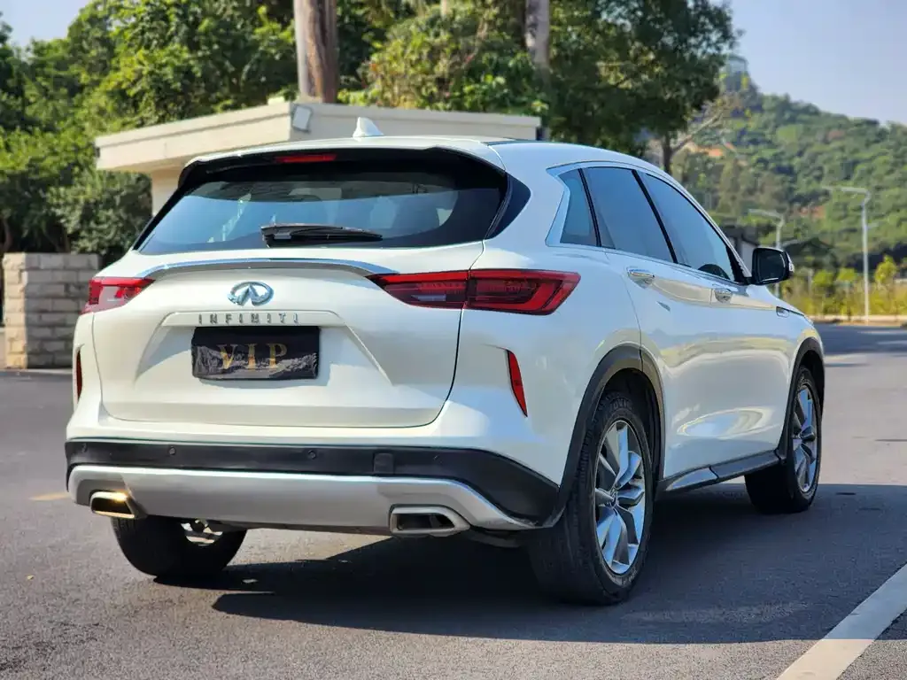 Infiniti QX50 2021 из CN, фото 4
