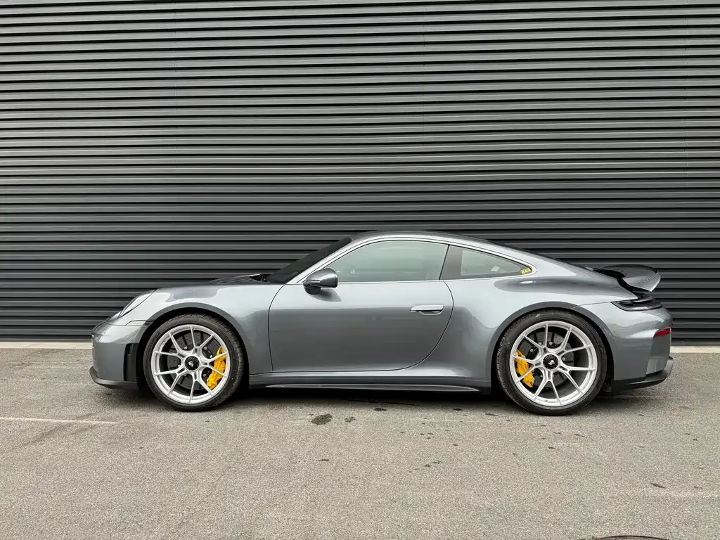 Porsche 911 2025 из CN, фото 5