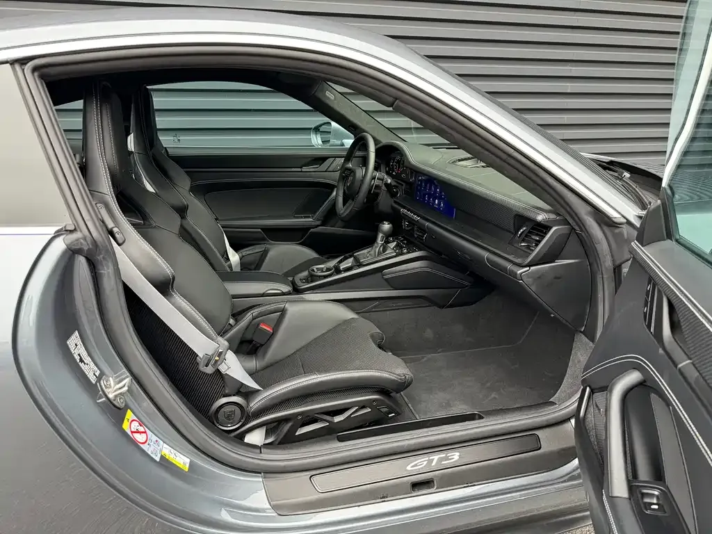 Porsche 911 2025 из CN, фото 6
