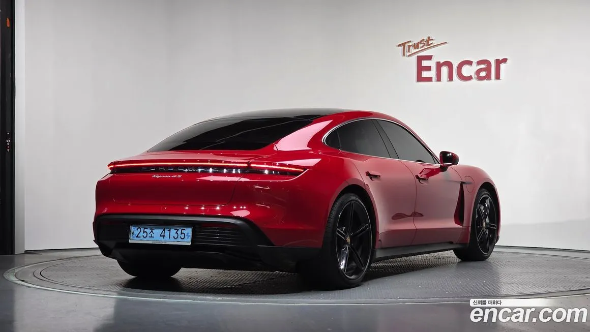 Porsche Taycan 2021 из KR, фото 7