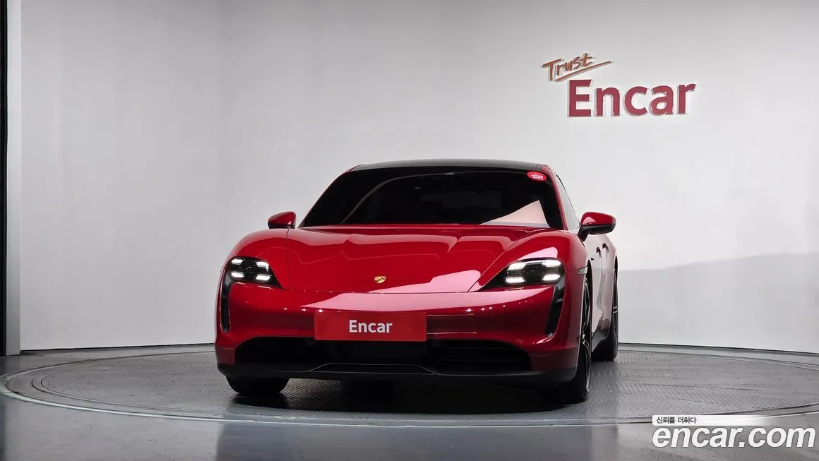 Porsche Taycan 2021 из KR, фото 9