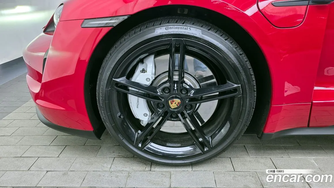 Porsche Taycan 2021 из KR, фото 2