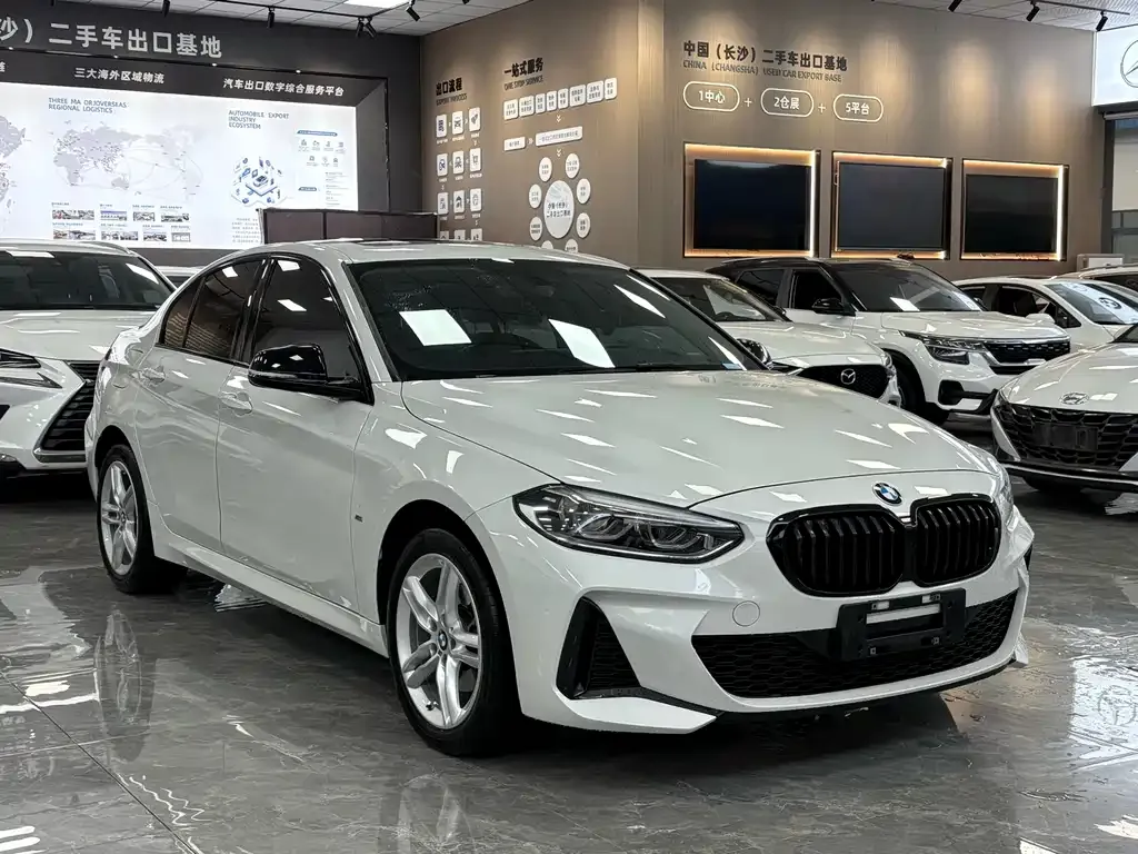 BMW 1 Series 2022 из CN, фото 9