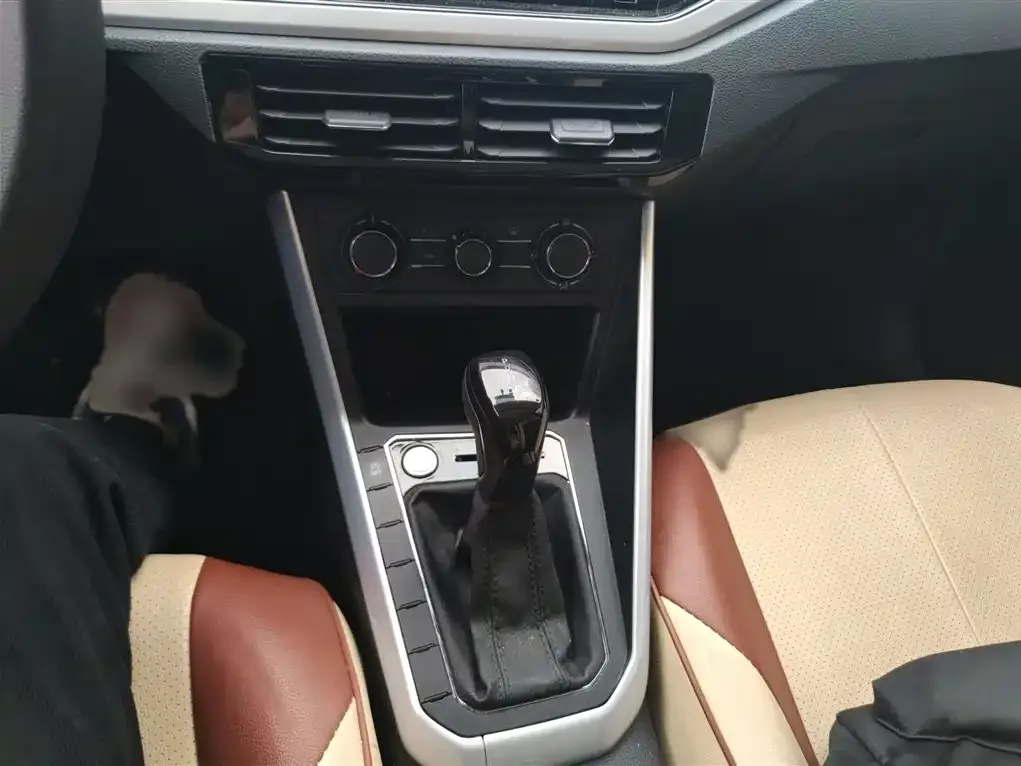Volkswagen Polo 2023 из CN, фото 7