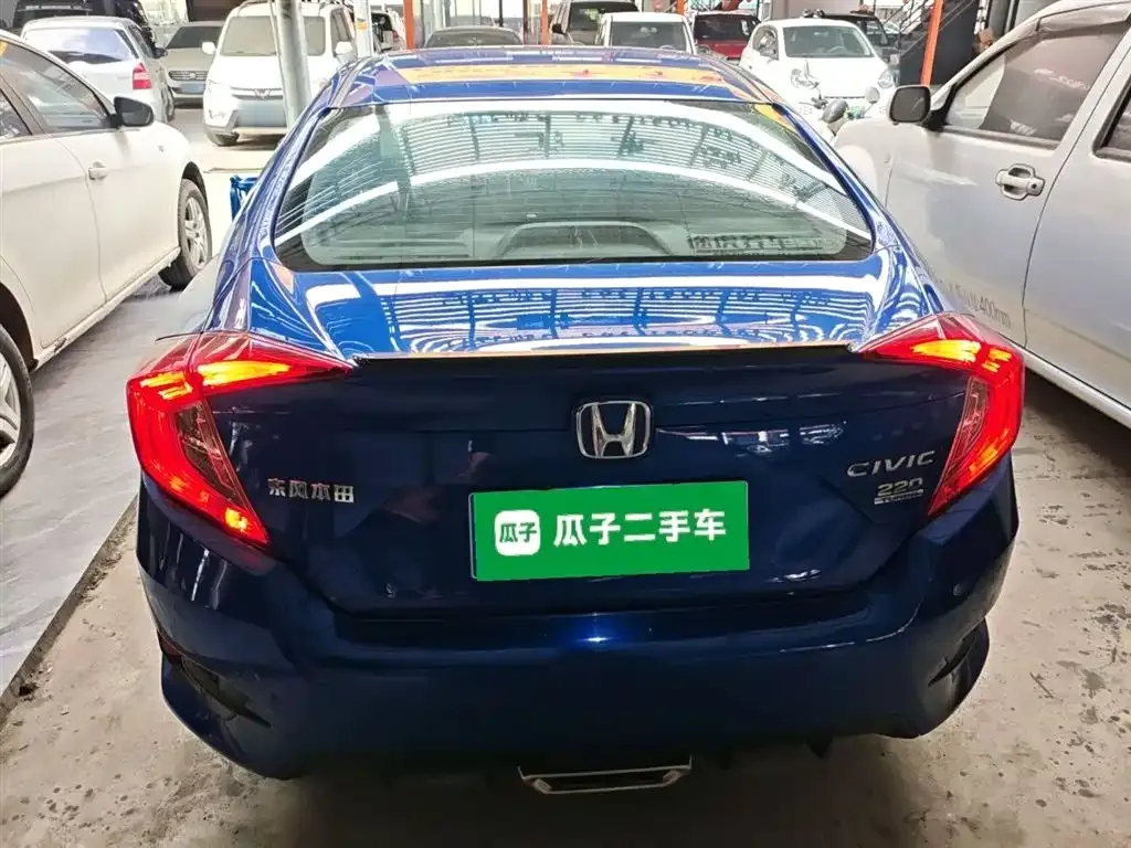 Honda Civic — фото 3