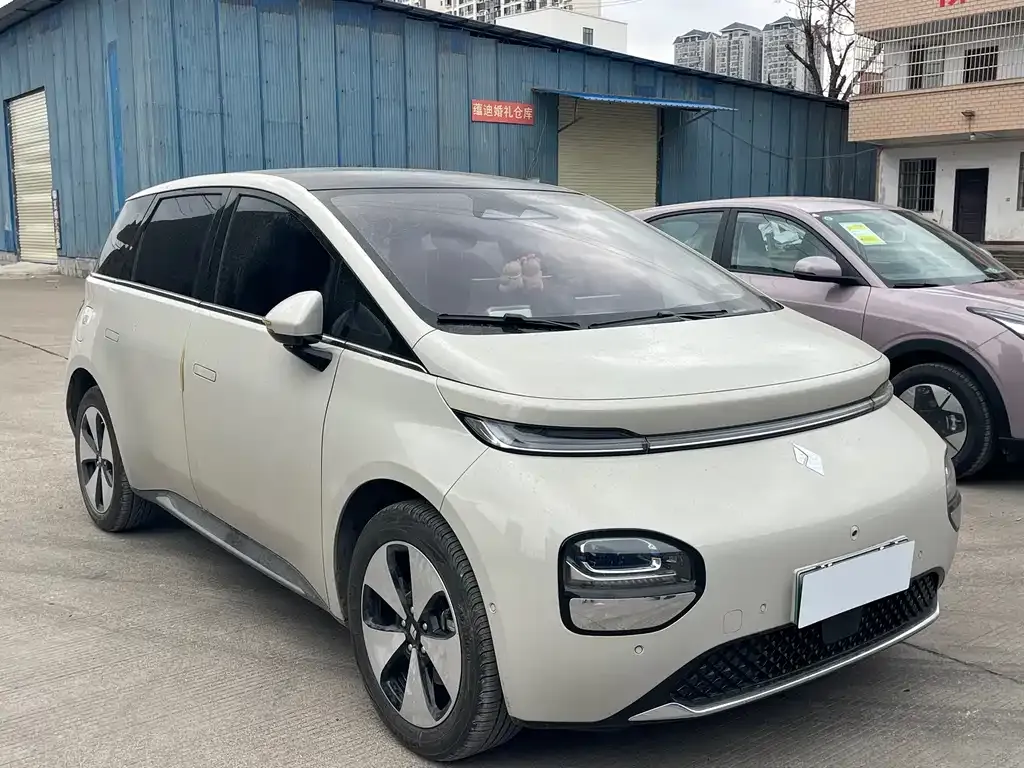 Baojun Yunduo 2024 из CN, фото 5