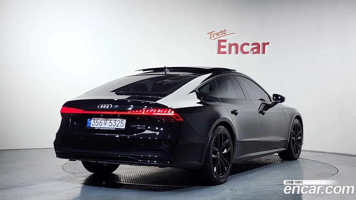 Audi A7 — фото 2