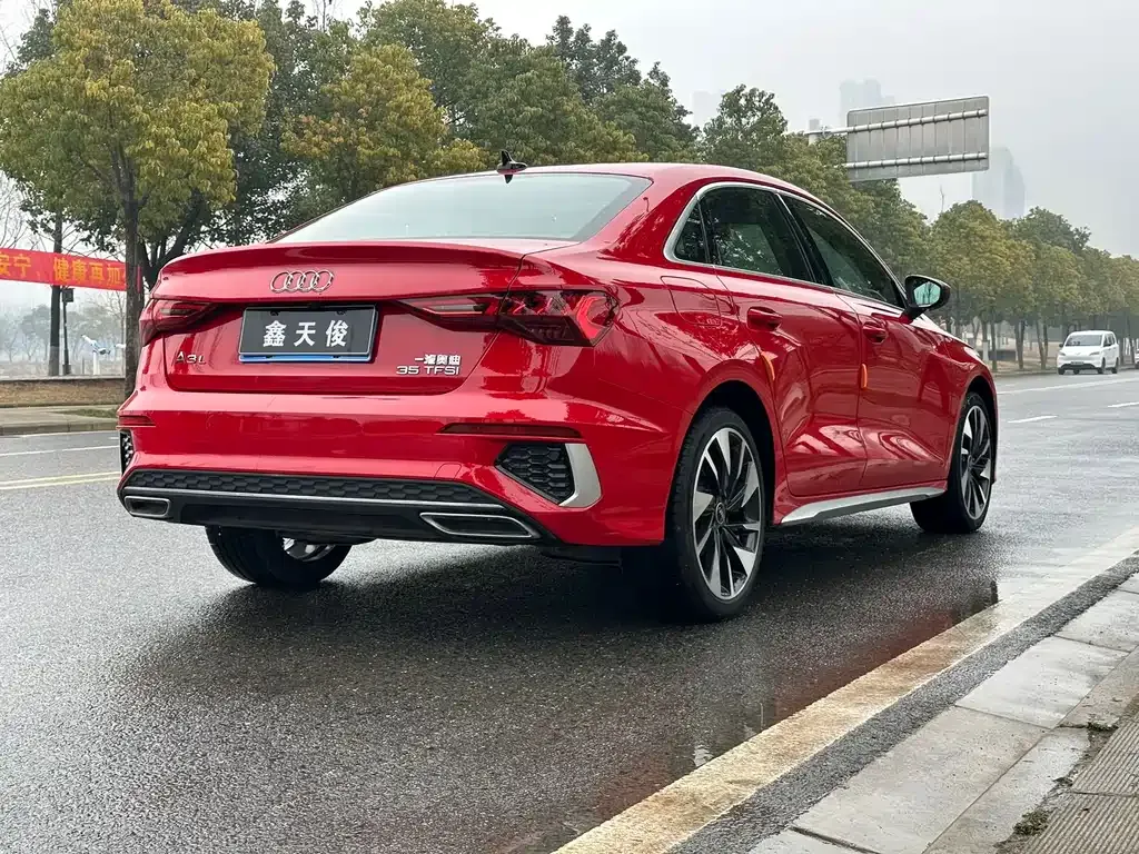 Audi A3 2023 из CN, фото 7