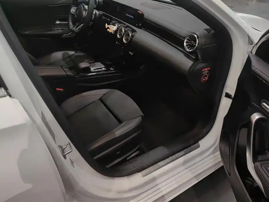 Mercedes-Benz A-Class 2021 из CN, фото 5