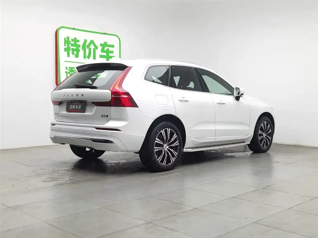 Volvo XC60 2022 из CN, фото 6