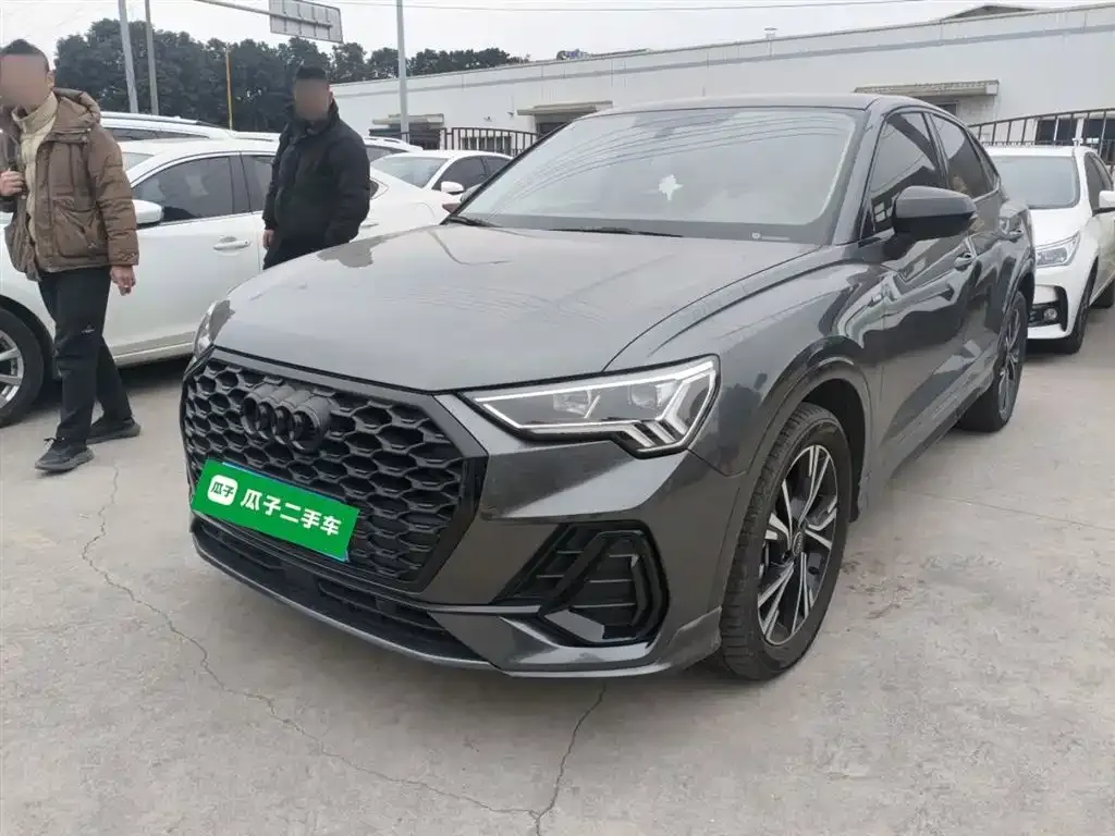 Audi Q3 Sportback 2022 из CN, фото 1