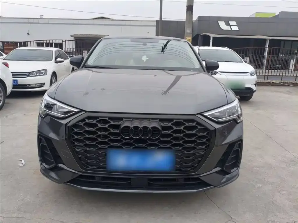Audi Q3 Sportback 2022 из CN, фото 5