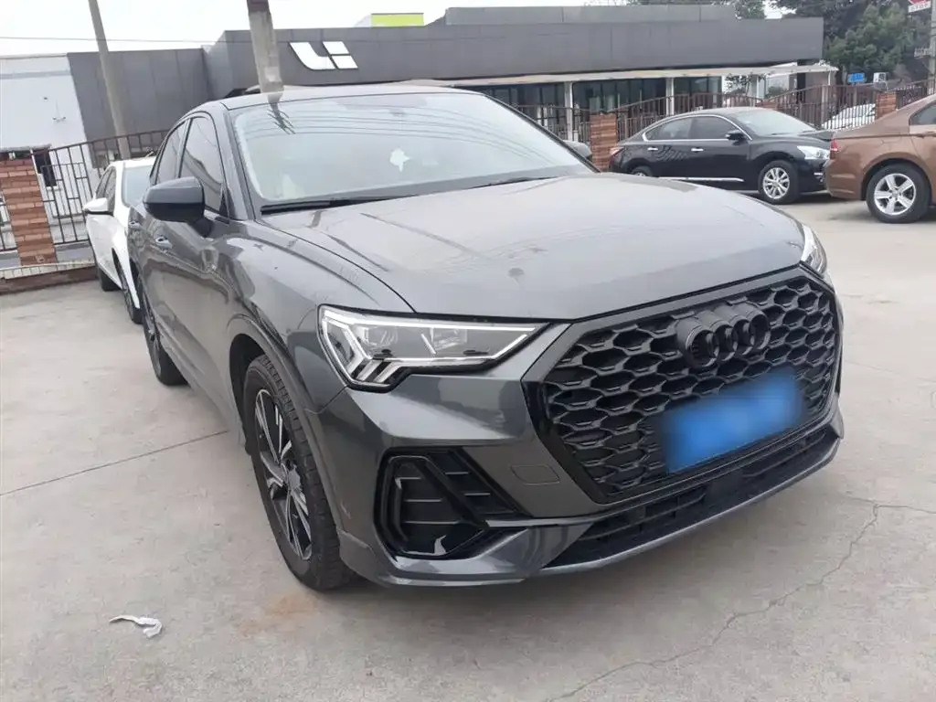 Audi Q3 Sportback 2022 из CN, фото 7