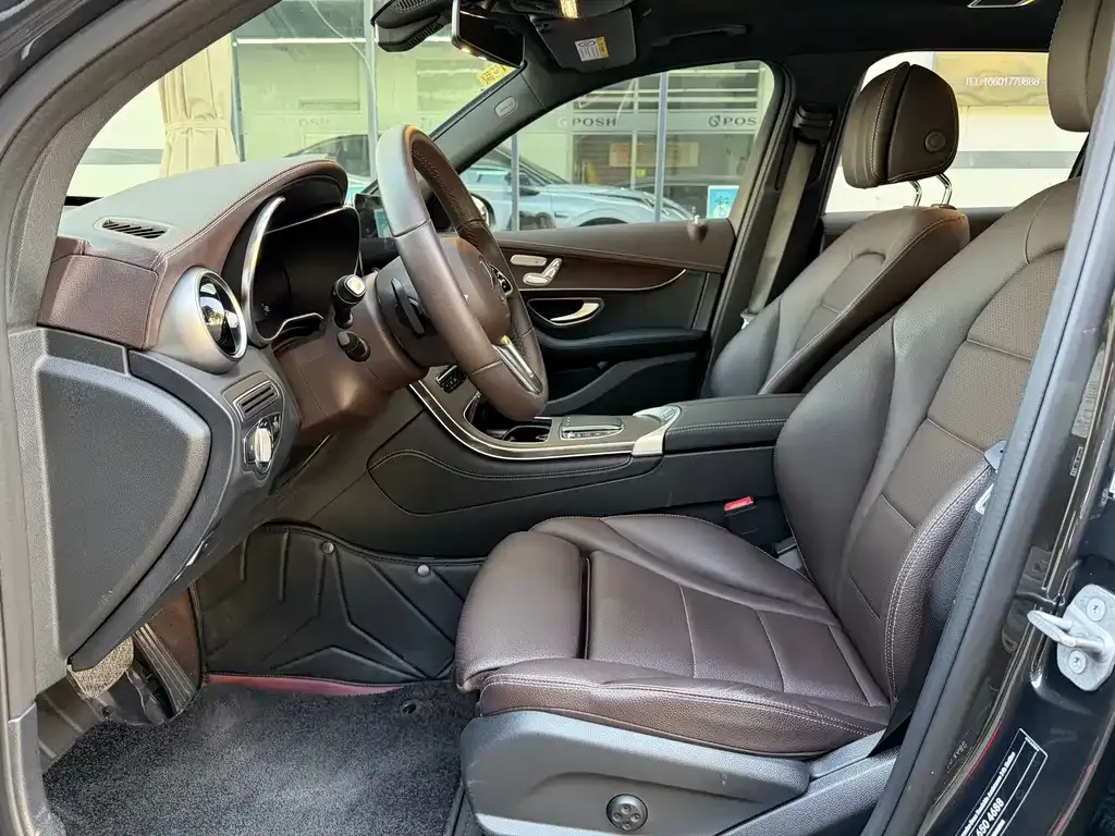 Mercedes-Benz GLC 2023 из CN, фото 8