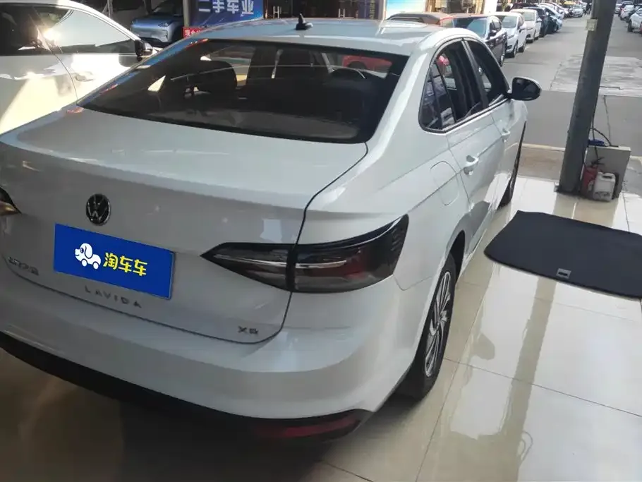 Volkswagen Lavida 2024 из CN, фото 4
