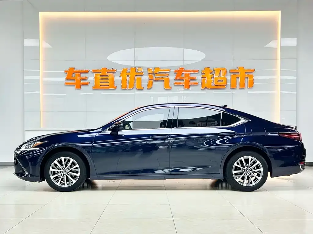Lexus ES 2024 из CN, фото 2