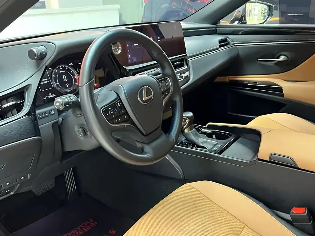 Lexus ES 2024 из CN, фото 9