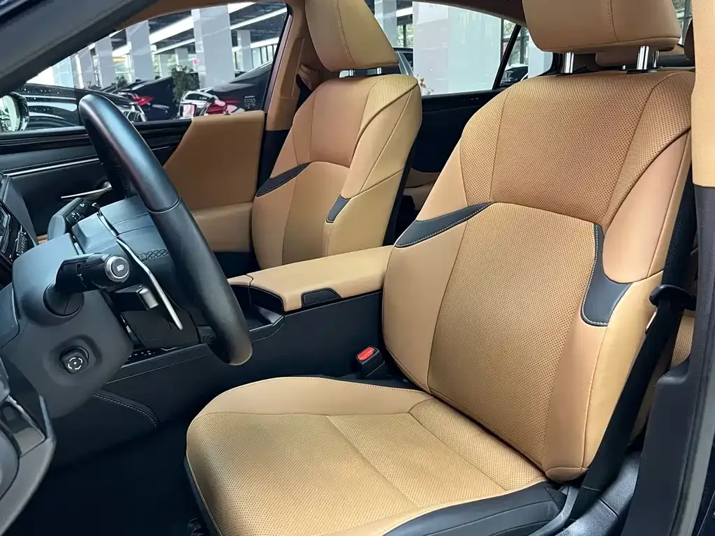Lexus ES 2024 из CN, фото 6