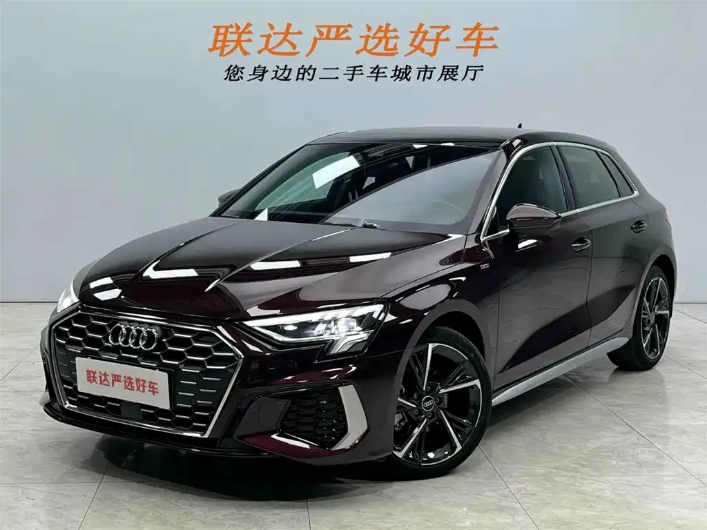 Audi A3 2022 из CN, фото 1