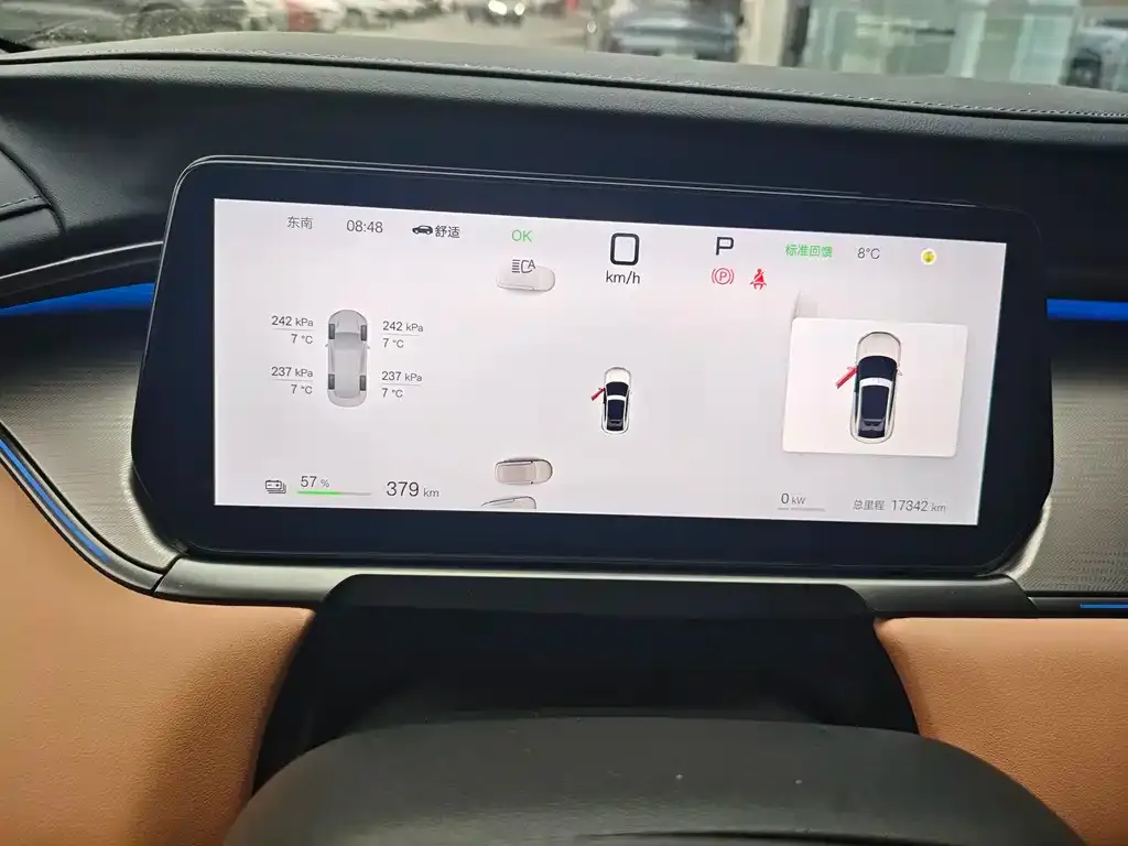 BYD L EV 2025 из CN, фото 3