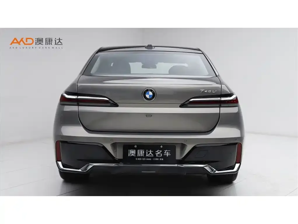 BMW 7 Series 2025 из CN, фото 8