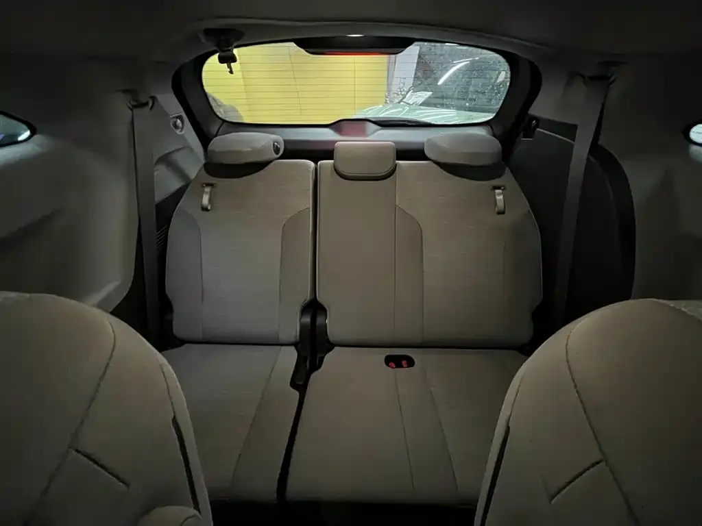 Toyota Sienna 2024 из CN, фото 4