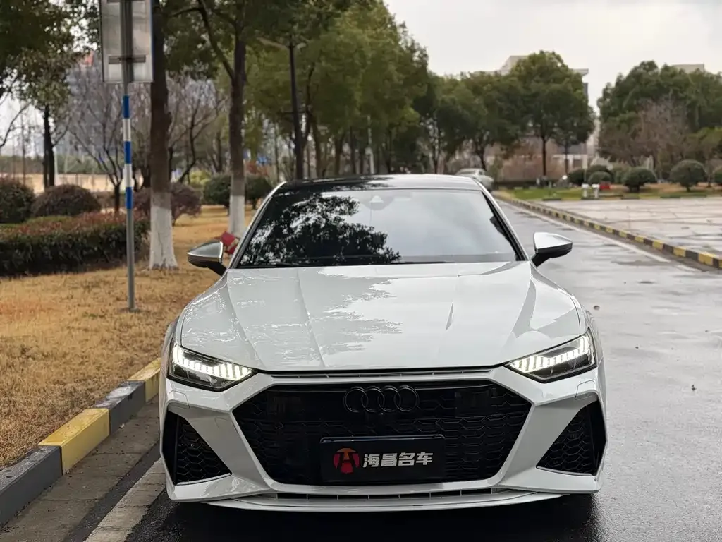 Audi A7 2023 из CN, фото 8