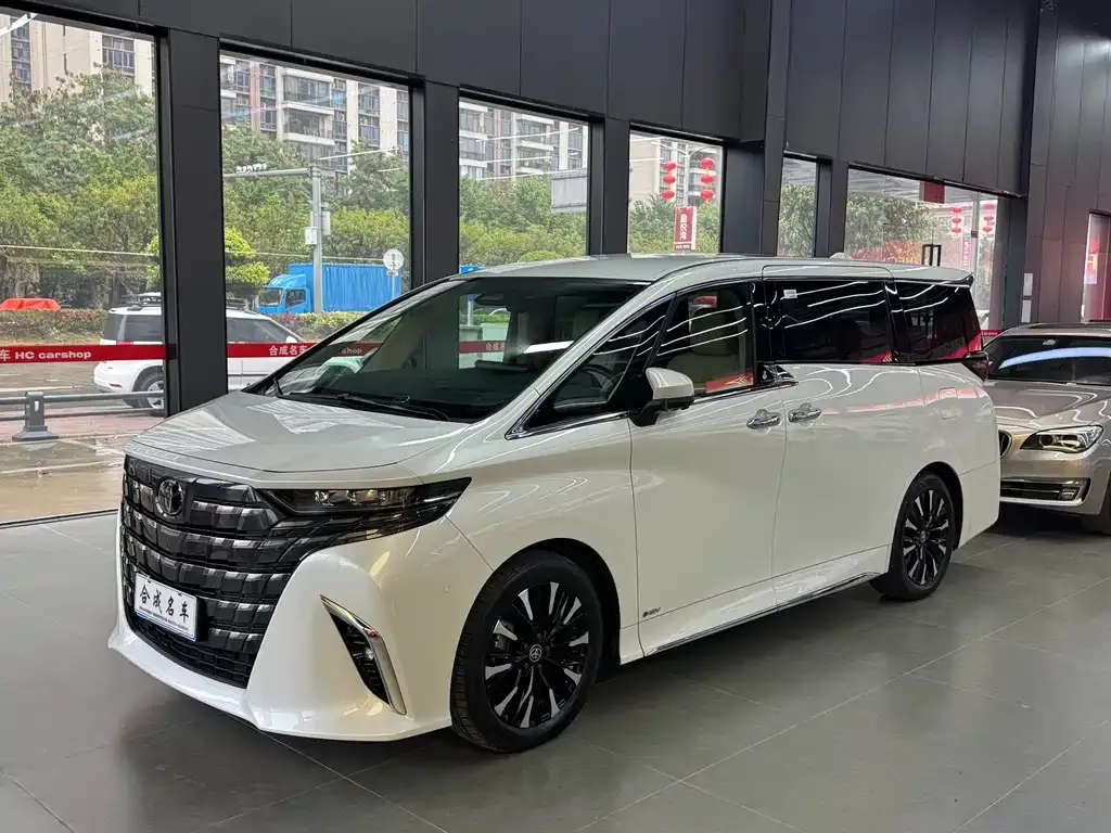 Toyota Alphard 2024 из CN, фото 8