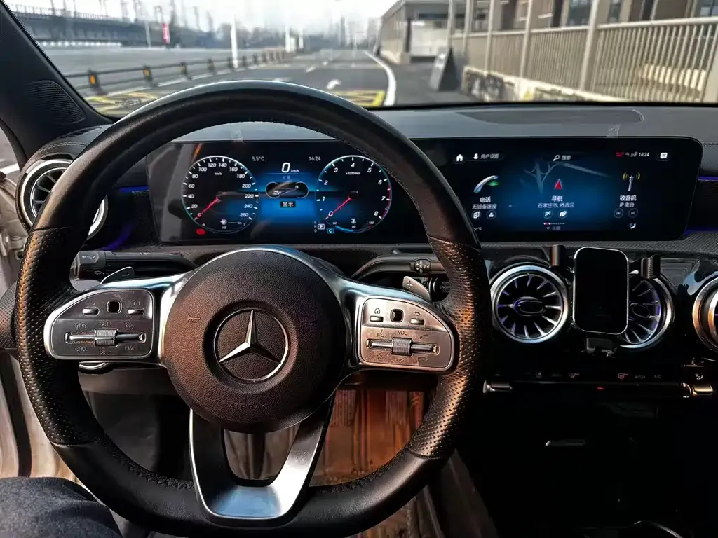 Mercedes-Benz A-Class 2022 из CN, фото 6