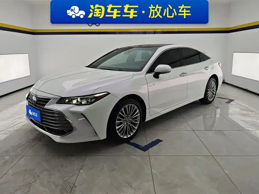 Toyota Avalon 2022 из CN, фото 1