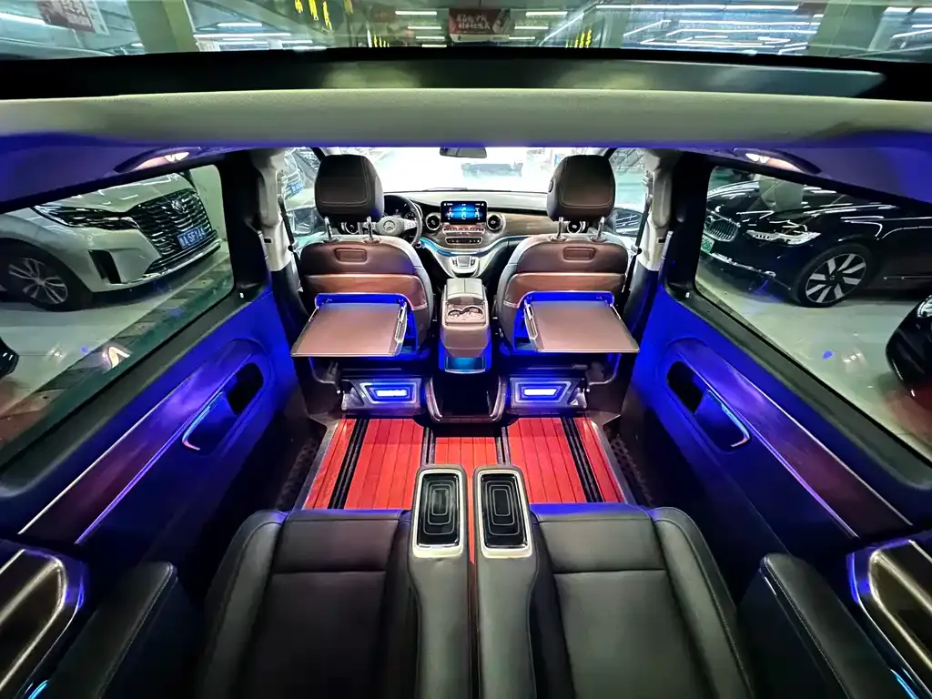 Mercedes-Benz V-Class 2021 из CN, фото 10